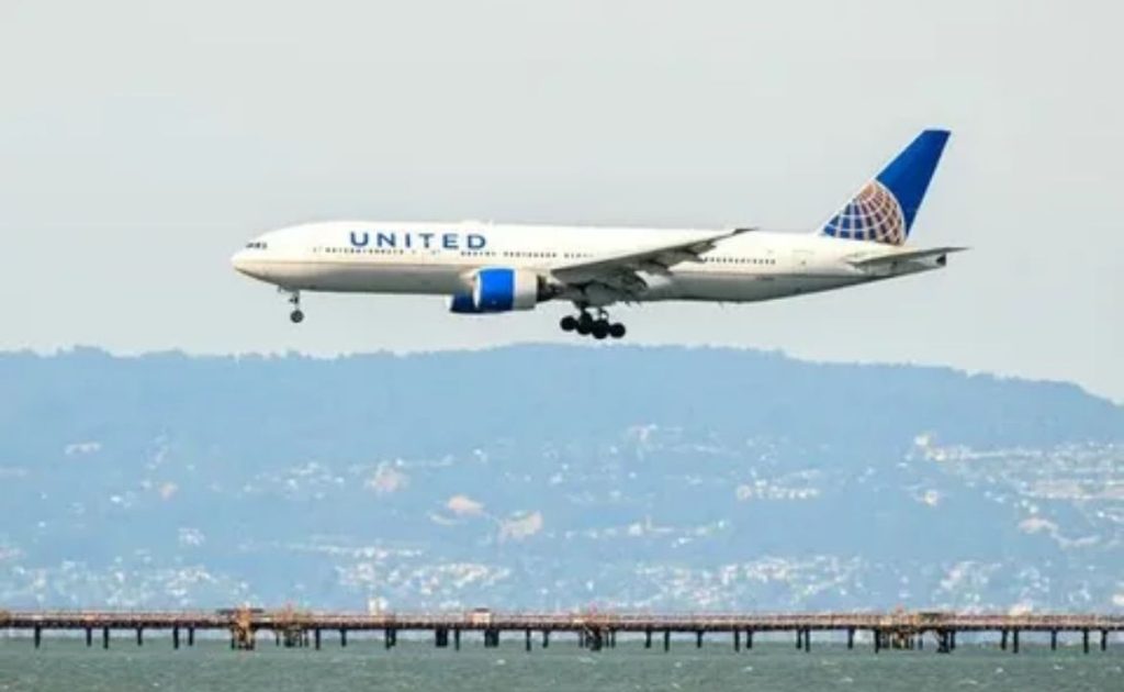 United Christchurch SFO Diverted Honolulu