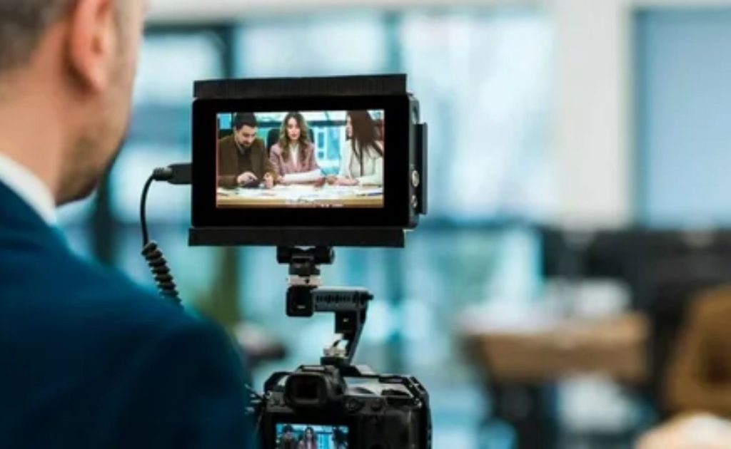 How Video Caption Generators Improve Engagement and Reach